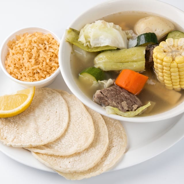 Caldo de Res.